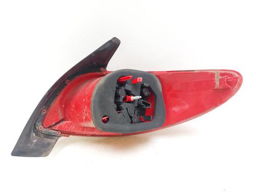 Venstre Baklys PEUGEOT 206 Hatchback (2A/C) 1.4 i | BP29238314C34 