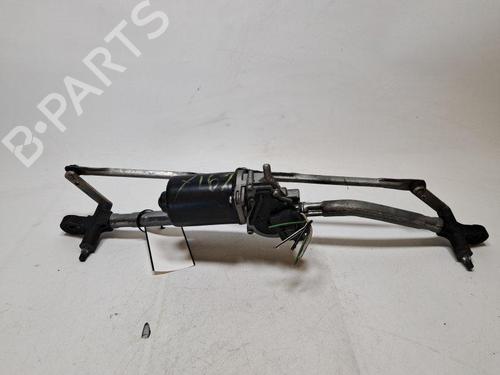Motor limpa vidros frontal Motor limpa vidros frontal FIAT PUNTO (188_) 1.2 60 (188.030, .050, .130, .150, .230, .250) (60 hp) 33926661 33926661