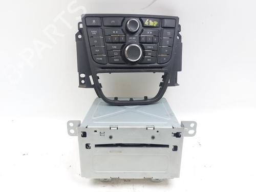 Used Radio OPEL MERIVA B MPV (S10) 1.4 LPG (75) (120 hp) 29880161