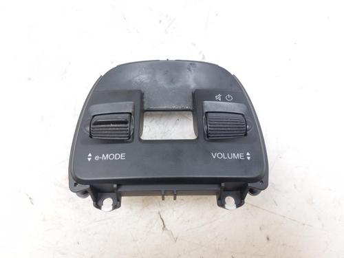 climate-control-fiat-500e-332_-2020-25835146 main image