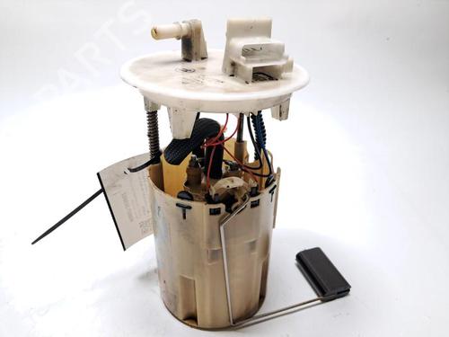 Used Fuel pump Fuel pump LANCIA YPSILON (843_) 1.3 D Multijet (843.AXF11, 843.AXF1A, 843.AXM11,... (75 hp) 33196426 33196426
