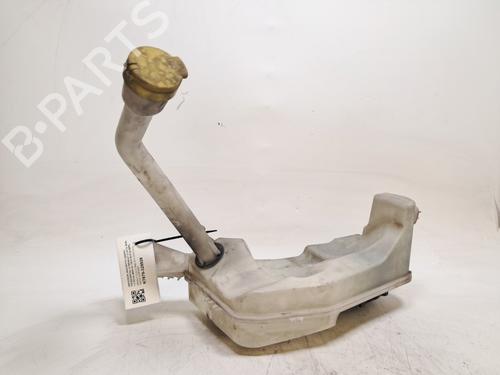 windscreen-washer-tank-renault-clio-iv-bh_-2012-2013-2014-2015-2016-2017-2018-2019-2020-2021-36880971 main image
