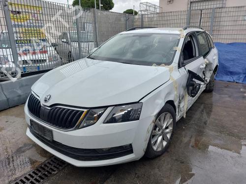 Elektronische module SKODA OCTAVIA III Combi (5E5, 5E6) 1.6 TDI | BP30898747M83 