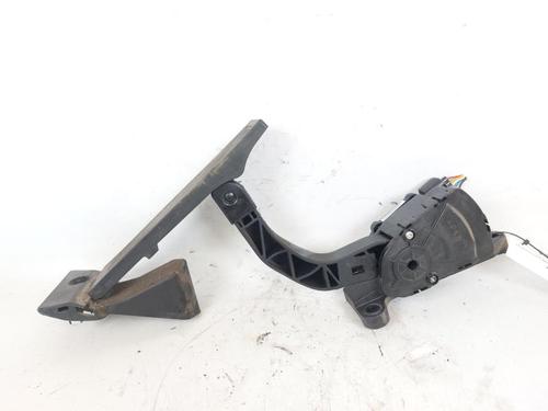 Used Pedal HYUNDAI ix35 (LM, EL, ELH) 1.7 CRDi (116 hp) 17975237