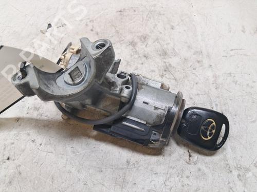 Used Electronic module Electronic module TOYOTA RAV 4 II (_A2_) 2.0 D 4WD (CLA20_, CLA21_, CLA20R, CLA21R) (116 hp) 36353061 36353061