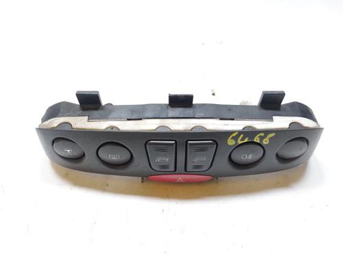 Used Left front window switch Left front window switch FIAT PUNTO (188_) 1.2 60 (188.030, .050, .130, .150, .230, .250) (60 hp) 33194629 33194629