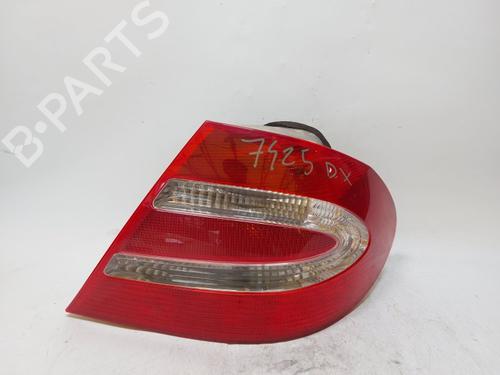 Used Right taillight Right taillight MERCEDES-BENZ CLK (C209) CLK 200 Kompressor (209.342) (163 hp) 35721353 35721353