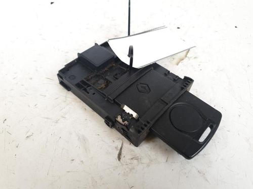 Electronic module RENAULT SCÉNIC III (JZ0/1_) 1.5 dCi | BP15155295M83