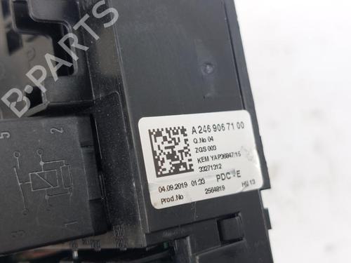 Fuse box MERCEDES-BENZ GLA-CLASS (X156) GLA 180 (156.942) | BP19444965E1