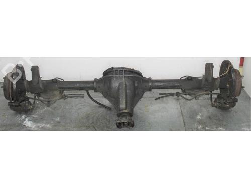 Used Rear axle JEEP GRAND CHEROKEE II (WJ, WG) 3.1 TD 4x4 (140 hp) 15147127