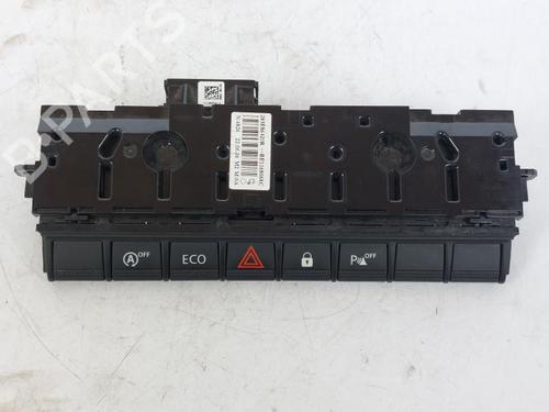 Used Climate control Climate control 17206334 17206334