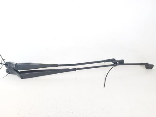 Used Front windshield wiper arm PEUGEOT 2008 I (CU_) 1.6 BlueHDi 100 (100 hp) 23859127