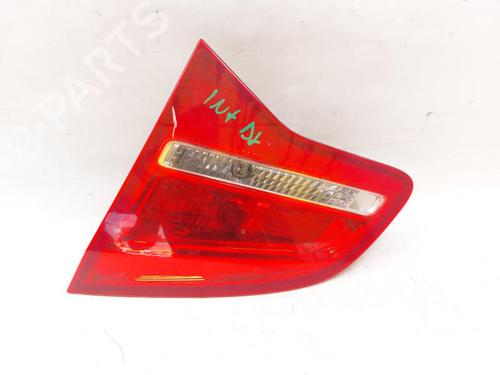 right-taillight-opel-meriva-b-mpv-s10-2010-2011-2012-2013-2014-2015-2016-2017-27537773 main image