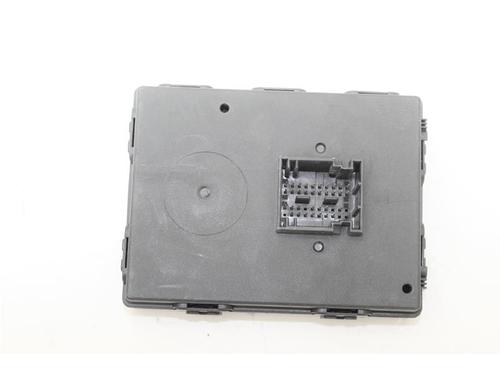 Calculateur moteur (ecu) VW TOURAN (5T1) 2.0 TDI (150 hp) 15141972