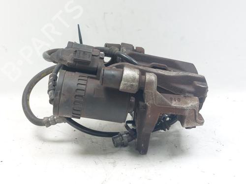 Right front brake caliper BMW X1 (F48) xDrive 25 e Plug-in-Hybrid | BP29523014M104 