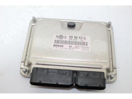 Used Engine control unit (ECU) Engine control unit (ECU) VW PASSAT B5.5 (3B3) 1.6 (102 hp) 15147169 15147169