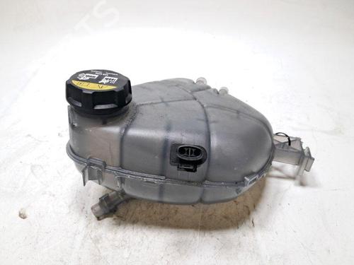expansion-tank-volvo-xc40-536-2017-33752135 main image