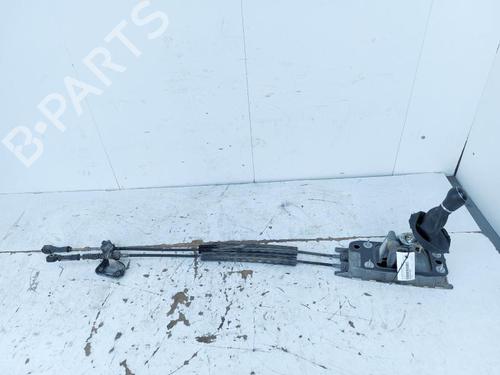 Used Shift knob VW CADDY III Box Body/MPV (2KA, 2KH, 2CA, 2CH) 2.0 TDI 4motion (110 hp) 15175564