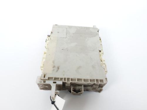 Fuse box TOYOTA YARIS (_P13_) 1.0 (KSP130_, KSP130) | BP17204466E1