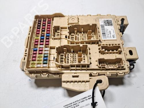 Used Fuse box Fuse box KIA SPORTAGE V (NQ5) 1.6 CRDi MHEV (136 hp) 33196555 33196555