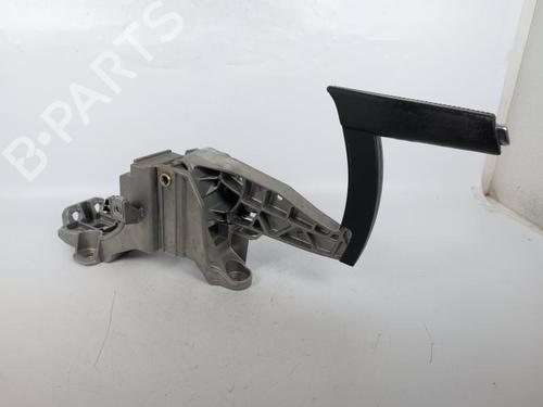 Used Hand brake PEUGEOT 308 II (LB_, LP_, LW_, LH_, L3_) 1.6 HDi / BlueHDi 115 (115 hp) 15163380