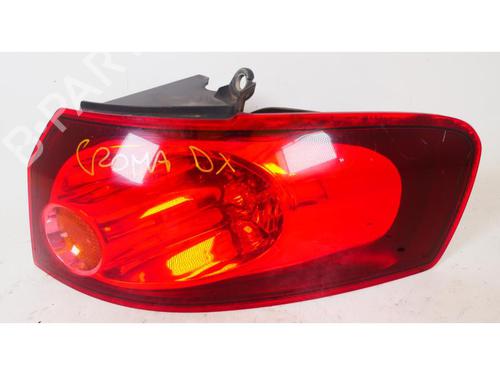 Used Right taillight FIAT CROMA (194_) 1.9 D Multijet (194AXB1B) (120 hp) 15150103