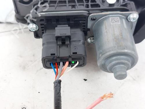 Rudehejsemotor bagstkærm venstre NISSAN QASHQAI III (J12) 1.3 DIG-T | BP15175026E23 
