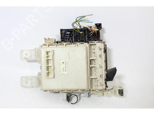 Used Fuse box Fuse box 15147578 15147578
