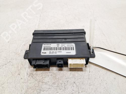 control-unit-citroen-c5-iii-break-rw_-2008-2009-2010-2011-2012-2013-2014-2015-2016-2017-40178996 main image