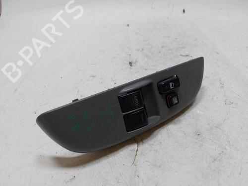Interrupteur de vitre avant gauche Interrupteur de vitre avant gauche TOYOTA YARIS VERSO (_P2_) 1.3 (NCP20_, NCP22_, NCP20R, NCP22R) (86 hp) 35782150 35782150