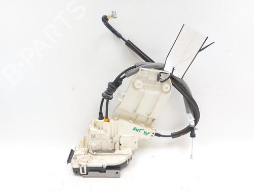 front-right-lock-jeep-renegade-suv-bu-b1-bv-2014-26539579 main image