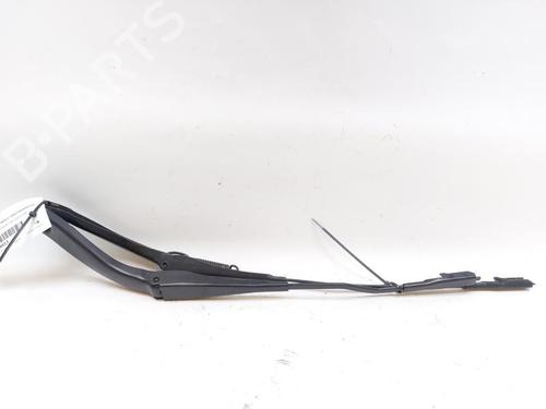 Used Front windshield wiper arm BMW 1 (F20) 116 d (116 hp) 27442782