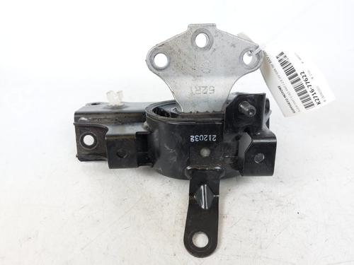 Used Engine mount Engine mount 15172522 15172522