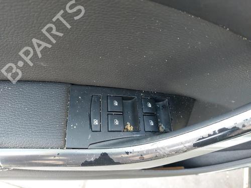 Fuse box OPEL ASTRA J (P10) 1.7 CDTI (68) | BP15168795E1 