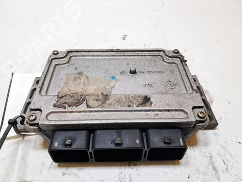 Used Engine control unit (ECU) Engine control unit (ECU) CITROËN C4 I (LC_) 1.4 16V (88 hp) 33197425 33197425