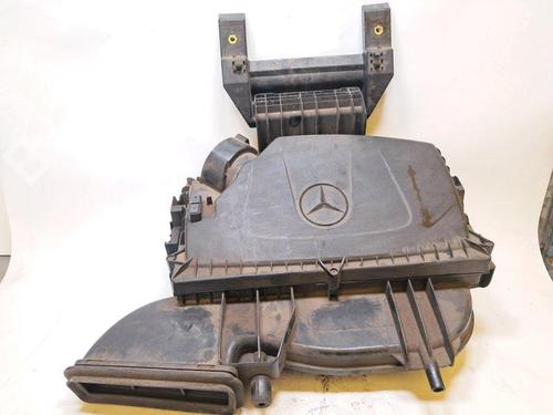 Used Air filter box Air filter box MERCEDES-BENZ SPRINTER 3,5-t Platform/Chassis (B907, B910) 314 CDI (910.131, 910.133, 910.030) (143 hp) 33926648 33926648