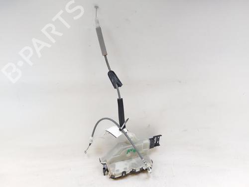 Used Front right lock OPEL CORSA F (P2JO) 1.2 (68) (75 hp) 28374435