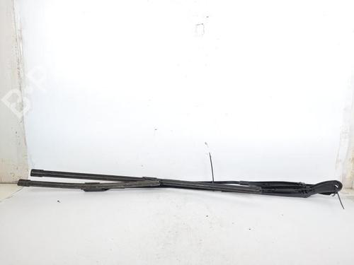 Used Front windshield wiper arm OPEL CROSSLAND X / CROSSLAND (P17, P2QO) 1.5 Turbo D (75) (120 hp) 17804195