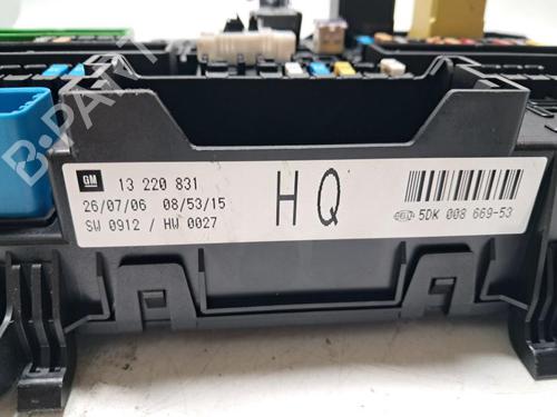Fuse box OPEL ZAFIRA B Box Body/MPV (A05) 1.9 CDTI VAN (M75) | BP30921538E1