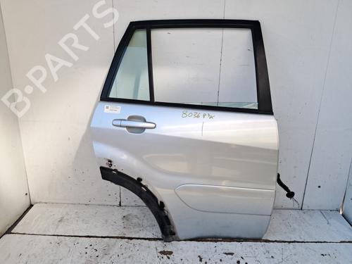 Dør højre bagtil Dør højre bagtil TOYOTA RAV 4 II (_A2_) 2.0 D 4WD (CLA20_, CLA21_, CLA20R, CLA21R) (116 hp) 37293909 37293909
