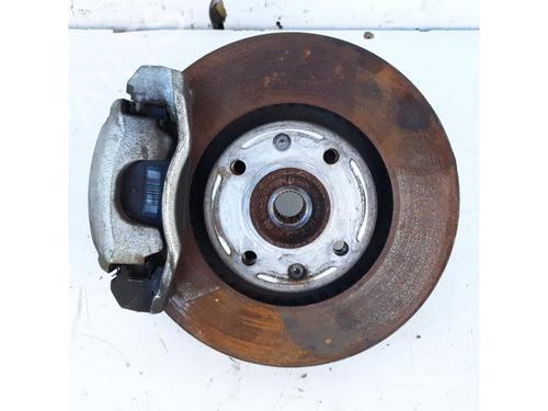 Used Left front steering knuckle Left front steering knuckle PEUGEOT 2008 I (CU_) 1.2 THP 110 / PureTech 110 (110 hp) 15152776 15152776