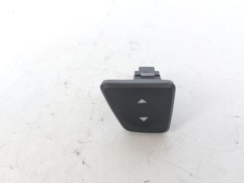 Used Left front window switch Left front window switch FIAT 500 (312_) 1.3 D Multijet (312AXE1A) (95 hp) 23881293 23881293