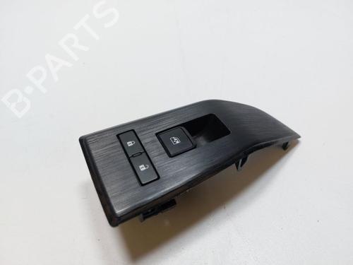 Used Left front window switch NISSAN QASHQAI III (J12) 1.3 DIG-T (140 hp) 33196205