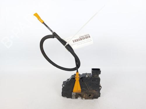 Used Front right lock OPEL CORSA E (X15) 1.4 LPG (08, 68) (90 hp) 15168857