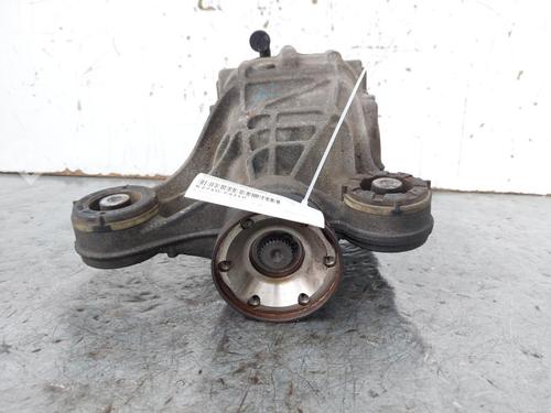 rear-differential-jaguar-xe-x760-20-d-awd-t2h8647-2015-15172327 main image