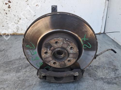 right-front-steering-knuckle-fiat-500l-351_-352_-2012-37259993 main image