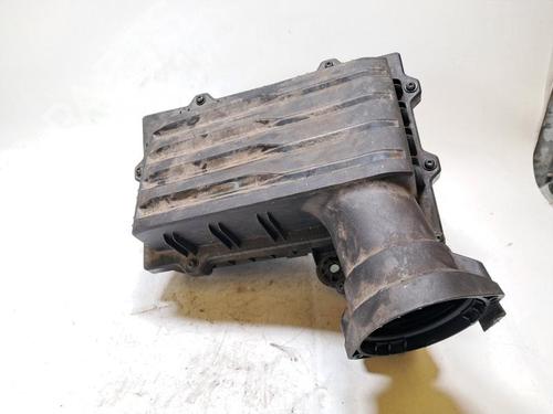 Used Air filter box SKODA KAROQ (NU7, ND7) 2.0 TDI (116 hp) 31062846