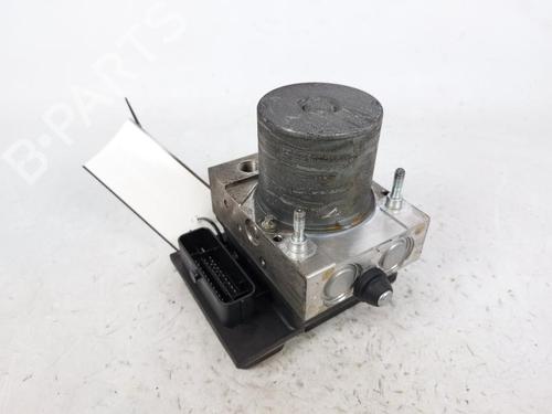 Used ABS pump LAND ROVER RANGE ROVER SPORT I (L320) 3.0 D 4x4 (245 hp) 15158994