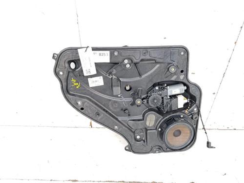 Vindusheismotor venstre bak VW GOLF VI (5K1) 1.6 TDI (105 hp) 31082272