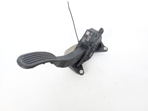 Used Pedal Pedal TOYOTA YARIS (_P21_, _PA1_, _PH1_) 1.5 Hybrid (MXPH10, MXPH11) (116 hp) 17205109 17205109